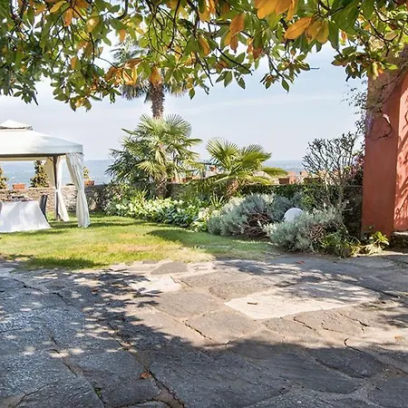 Apartment San Salvatore Sleeps 4 With Pool
